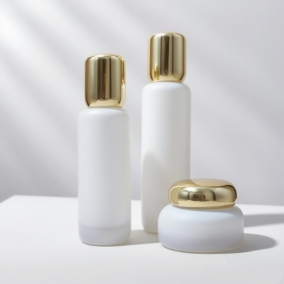Envases cosméticos Botella de loción de vidrio Jar de crema Contenedores para el cuidado de la piel con tapa redonda de oro