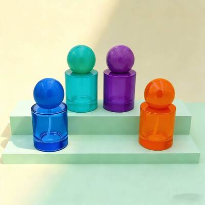 Botellas de perfume de vidrio de lujo personalizadas de 30 ml y 50 ml  Botella de vidrio con bomba de niebla o suero Tapa de bola redonda para producto de suero